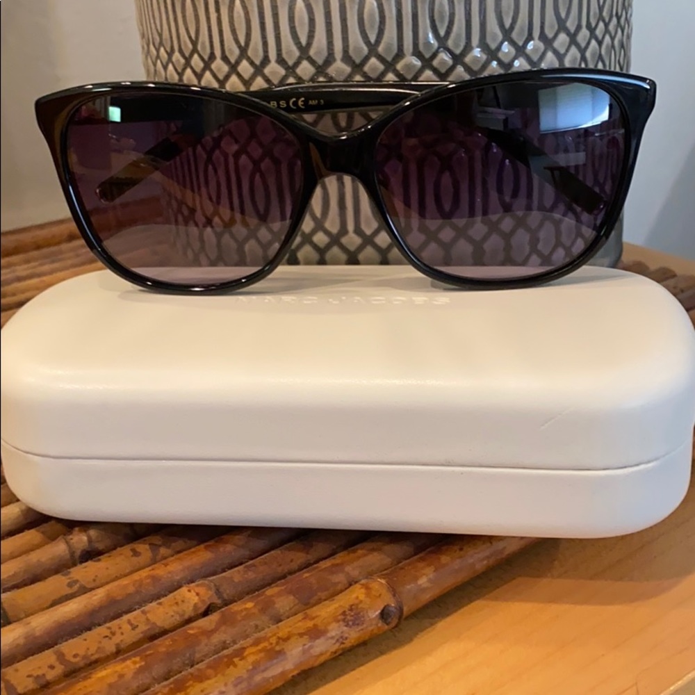 Marc Jacobs sunglasses